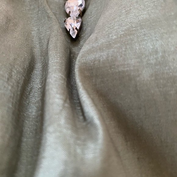 Elegant Strapless Olive dress - Picture 4 of 5